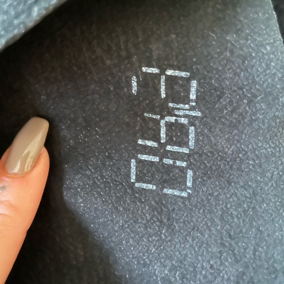 Vintage Rare!! Floor Length Black Suede Danier Skirt. Size14 - Picture 4 of 10